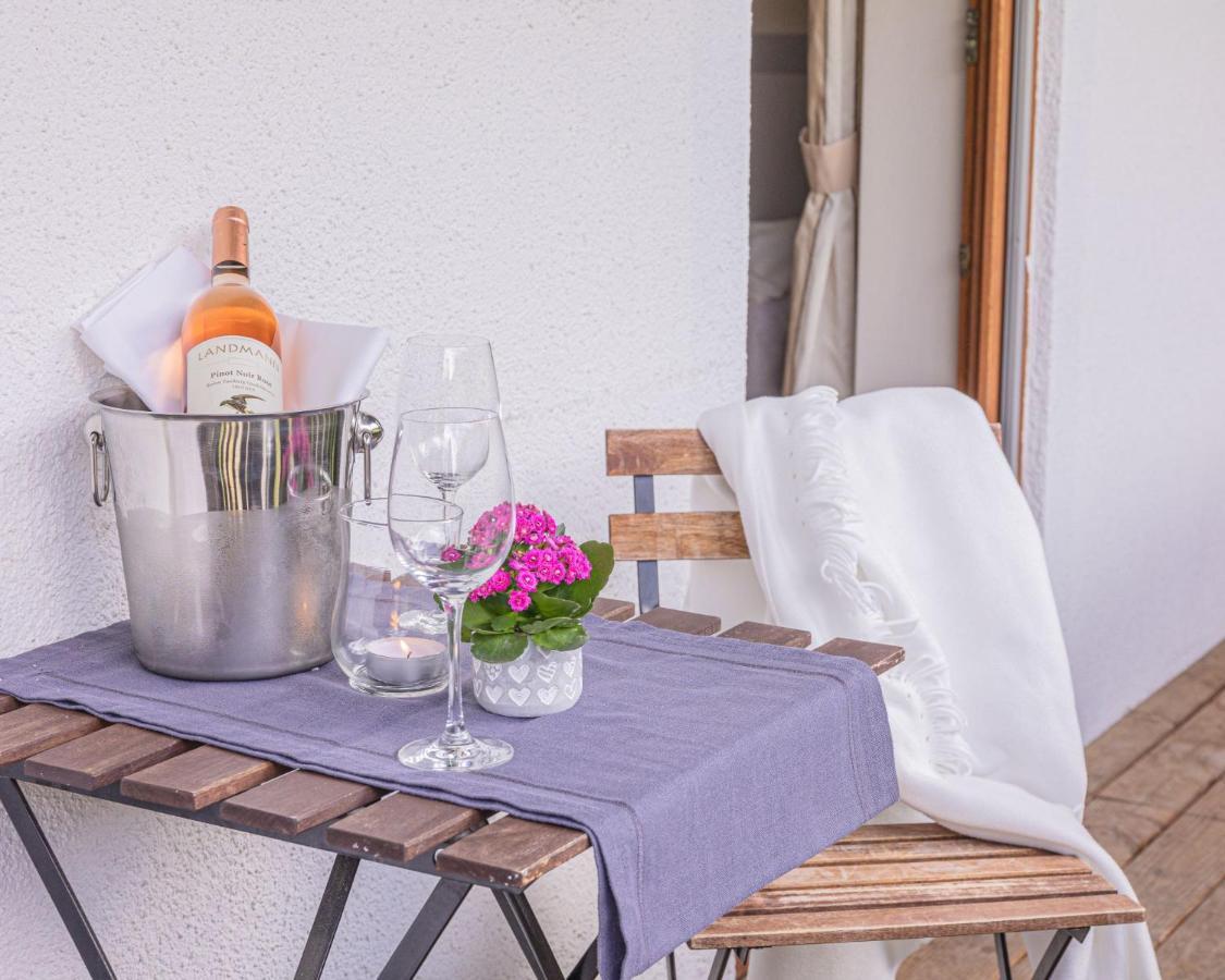 Boutique Wellnesshotel Landmann Steinen  Exterior photo
